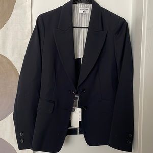 Navy Uniqlo x Inès de la Fressange blazer